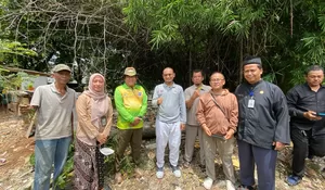 Tindak Lanjuti Aduan Masyarakat, Ade Supriyatna Bakal Sulap Lokasi Pembakaran Sampah Jadi Sarana Olahraga