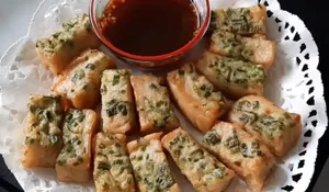 Sisa Putih Telur Bingung Buat Apa? Coba Deh Pempek Putih Telur yang Lembut dan Kenyal Ini yang Cocok untuk Buka Puasa!