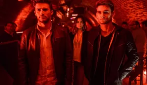 Malam Ini di Bioskop Trans TV dengan Kisah Dua Bersaudara Pencuri Mobil Mewah dalam Film Overdrive!