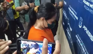 Pagar Makan Tanaman! Pegawai Toko di Depok Curi Emas di Tempat Bekerja : Kerugian Rp20 Juta, Ditangkap Polsek Pancoranmas 