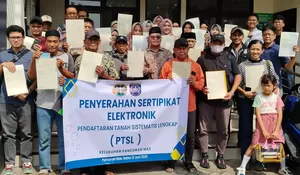 39 Warga Pancoranmas Depok dapat Sertifikat PTSL, Cek Data dan Faktanya! 
