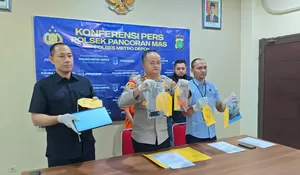 Pencuri Spesialis Rumah Kosong di Depok Dibekuk : Jadi Tahanan di Polsek Pancoranmas, Ini Barang yang Biasa Diincar 