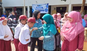Cing Ikah Woro-Woro ke Sekolah di Kota Depok, Ini Tujuan Istri Walikota