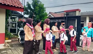 Melihat Kebahagiaan di SDN Mekarjaya 1 Depok pada MPLS : Datang Pukul 06.00, Sinergi Sekolah dan Orang Tua Tingkatkan Karakter Siswa