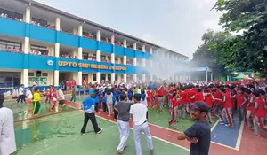Meriah dan Edukatif, SMPN 26 Depok Tutup Masa MPLS dengan Water Party Sekaligus Mitigasi Bencana Kebakaran