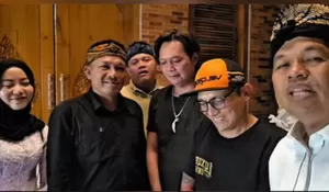 Menghasilkan Hingga Rp2 Miliar per Tahun, Dedi Mulyadi Ajak Kades Jabar Belajar ke Desa Purwasaba