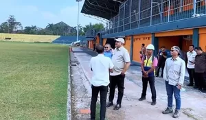 Bupati Rudy Susmanto Desak Renovasi Stadion Mini Cibinong Bogor Tepat Waktu