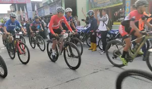 Ratusan Pembalap Adu Cepat di Tour Malasari 2025