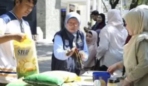 Rangkaian HUT ke 80 RI, GPMS Kecamatan Beji Depok Jual Beras Lima Kilogram Cuma Seharga Rp60.000