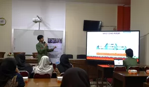 Tim Dosen dan Mahasiswa UPN Veteran Jakarta Implementasi Metode Belajar Matematika Cerdas di SMAN 6 Depok