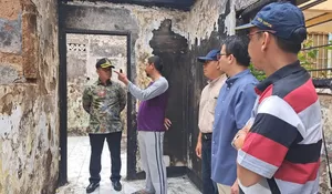 Walikota Depok Supian Suri Tinjau Korban Kebakaran di Pancoranmas, Serahkan Bantuan Uang Tunai Rp50 Juta, Pemulihan Dokumen Dibantu Camat dan Lurah