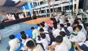 Kehangatan Peringatan Maulid Nabi di SMPN 33 Depok : Generasi Muda Berkarater, Teladani Akhlak Mulia Nabi Muhammad SAW