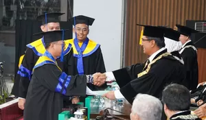 Jadi Sorotan! Uang Wisuda UI Capai Rp10 Miliar 