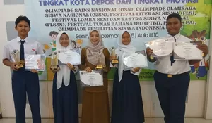 Bikin Bangga Orang Tua dan Sekolah, Lima Siswa SMPN 31 Depok Terima Penghargaan