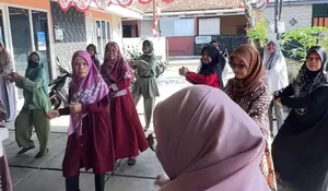 Mengikuti Sekolah Lansia Selantang Senja Bojongsari Baru Depok : Perkuat Mental Lansia, Jadi Ruang Hangat
