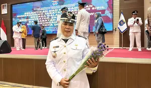 Lurah Kukusan Depok, Kholifah Bakal Sering Turun ke Masyarakat : Galakan Persampahan hingga Keamanan Wilayah