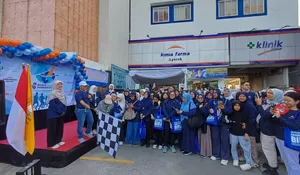 Semarak World Pharmacists Day 2025 PC IAI Kota Depok : Supian Suri Lepas Jalan Sehat hingga Apresiasi Kegiatan Edukasi Kesehatan