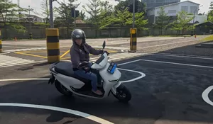 Menikung dengan Aman, Perjalanan Jadi Lebih Nyaman