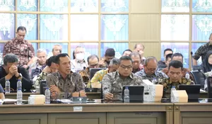  Wabup Bogor Jaro Ade Mengikuti Sinergitas Penataan Tambang MBLB Bersama KPK