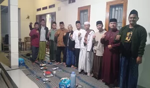 Hormati Perjuangan Ulama dan Umaro, Kelurahan Pondok Petir Depok Ziarah dan Doa Bersama ke Makam Tokoh Agama