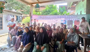 Kelurahan Bojongsari Baru Depok Genjot Pemilahan Sampah Organik dari Rumah Tangga, Bagikan Ember di wilayah RW4