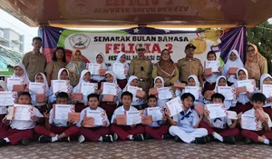 Puluhan Siswa SDN Mekarjaya 1 Terima Hadiah Felicia 2