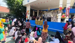 Simak Cara SMPN 19 Depok Bentuk Generasi yang Cakap Berbahasa