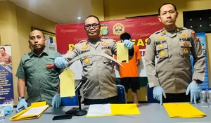 Senjata Makan Tuan! Tawuran Antar Geng di Beji Depok, Korban Kena Bacok Sajam Sendiri