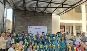 Wakil Walikota dan Ketua TP PKK Sambangi Kelurahan Pondok Petir : Tinjau POM SS, Jaga Keasrian Lingkungan