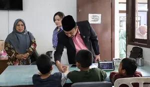 Anggota DPRD Jawa Barat Farabi El Fouz Soroti Anak di Depok yang Bekerja di Jalanan : Mereka Harusnya di Rumah dan Sekolah