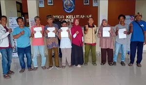 Baznas Kota Depok Renovasi Lima RTLH di Kelurahan Cimpaeun, Setiap Penerima Dapat Uang Tunai Rp2 Juta