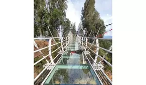 Nimo Highland, Wisata di Bandung dengan Jembatan Kaca Terpanjang dan Spot Foto Instagramable