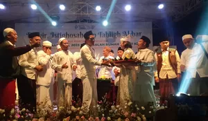 Ribuan Jamaah dan Buya Yahya Semarakkan Harlah Rumah Santri ke 5 di Cibungbulang