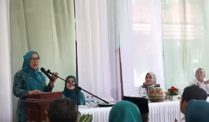 Sambangi PKK Pondok Melati, Ini Pesan Pj Ketua PKK Kota Bekasi Yolla Kusuma