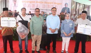 Kembangkan Wilayah Minapolitan, Bupati Bogor Iwan Setiawan Bantu Kelompok Tani di Ciseeng