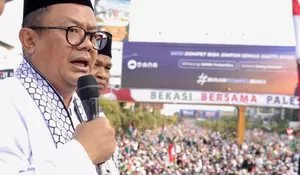 Pj Wali Kota Bekasi Gani Muhamad Tumpah Ruah ke Jalan Bareng Ribuan Warga, Suarakan Kemerdekaan Palestina