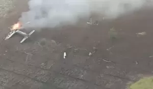 Masyarakat Bersatu Evakuasi Pilot Pesawat Super Tucano yang Jatuh di Pasuruan