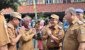 Kedatangan Tim P2WKSS Jabar, Pj Wali Kota Bekasi Raden Gani Muhamad Tegaskan Peran Wanita dalam Pembangunan