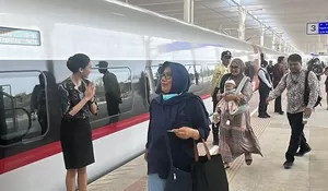 2 Bulan Beroperasi, Penumpang Kereta Cepat Jakarta Bandung Whoosh Sudah Tembus 1 Juta