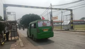 Duh, Portal Cuma Jadi Pajangan Truk Tambang Masih Bebas Melintas 