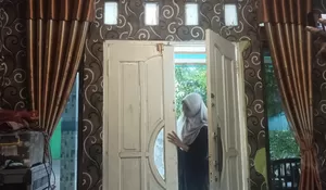 Pemilik Rumah Blak-blakan soal Viral Video Hantu Kuyang di Cileungsi Bogor : Seperti Boneka Gelantungan