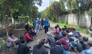 Belasan Karyawan PT GMM Menggelar Aksi Unjuk Rasa Usai Mendapatkan PHK
