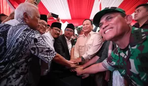 Prabowo Subianto Lempar Pujian buat Emil Dardak : Banyak Pemimpin Muda, Yang Penting Cinta Rakyat Indonesia