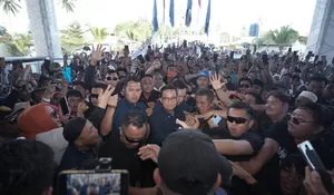 Disambut Upacara Adat Itum, Capres Anies Baswedan Tiba di Kotamobagu