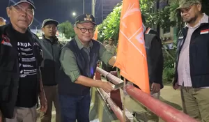 Pj Wali Kota Bekasi Gani Muhamad Turun Langsung Tertibkan APK Pemilu 2024 di Masa Tenang