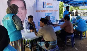 Dokter Rayendra Beri Pelayanan Kesehatan Gratis Berbasis Sampah untuk Warga Tanah Baru Bogor