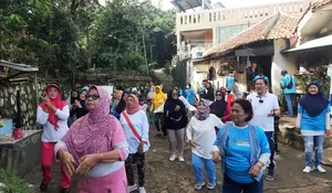 Hebohnya Emak-emak asal Cibogor Ikut Senam Pagi Bareng Dokter Rayendra