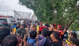 Kapolda Jateng Tinjau Lokasi Banjir di Demak, Minta Bantuan Sosial segera Disalurkan 