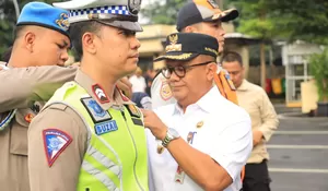 Lepas Petugas Operasi Ketupat Jaya, Pj Wali Kota Bekasi Gani Muhamad : Pastikan Jaminan Keamanan Lalu Lintas Warga