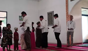 Resmikan Wahana Baru, Agrowisata PT Perkebunan Nusantara 1 Puncak Bogor Santuni Yatim